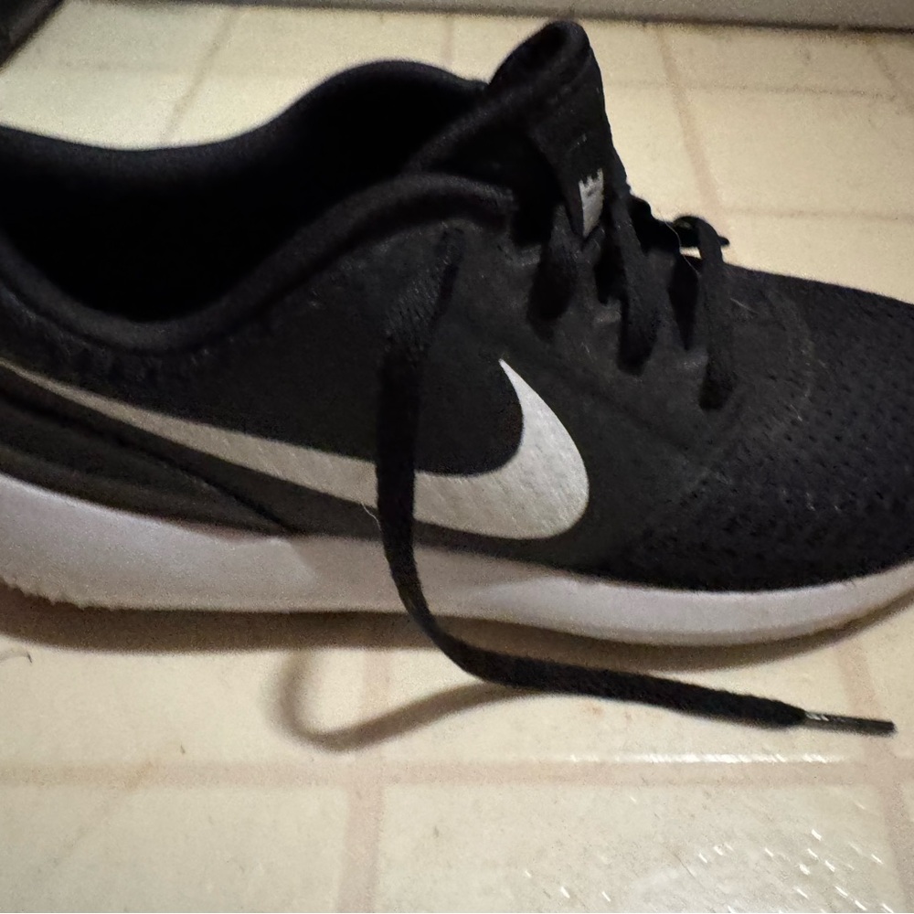 Nike Golf Shoes Black and White